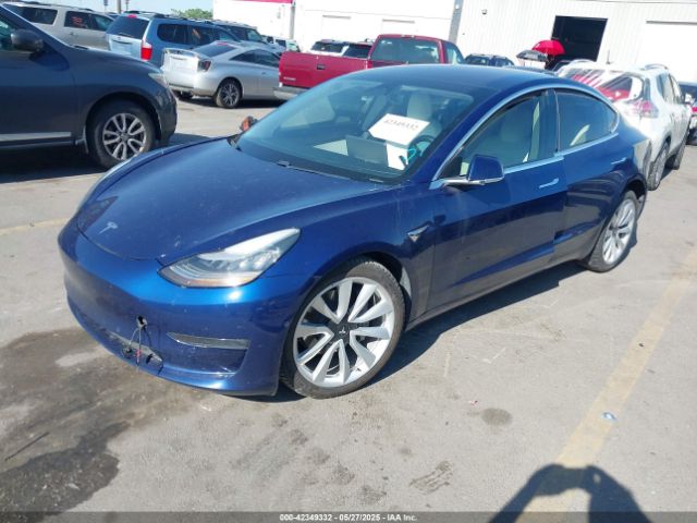 2018 TESLA MODEL 3 5YJ3E1EB2JF112106 Photo 1