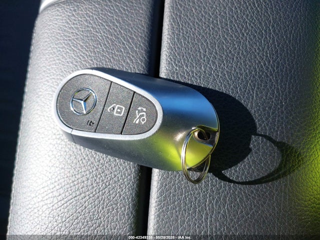 Mercedes-Benz m254 2023 W1KAF4HB7PR084166 Image 11