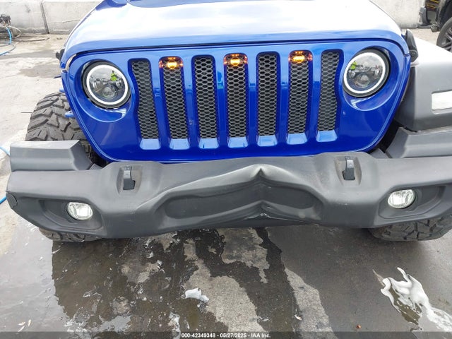 1C4HJXDNXKW646905 Jeep 2019