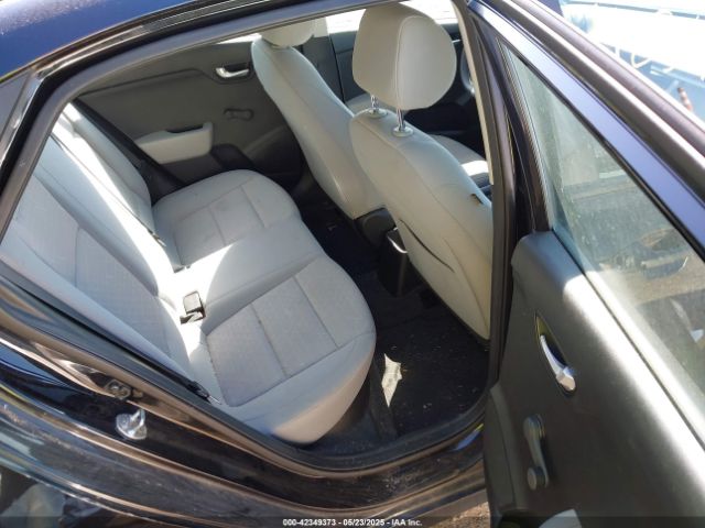 3KPA24AB7JE046861 KIA RIO LX