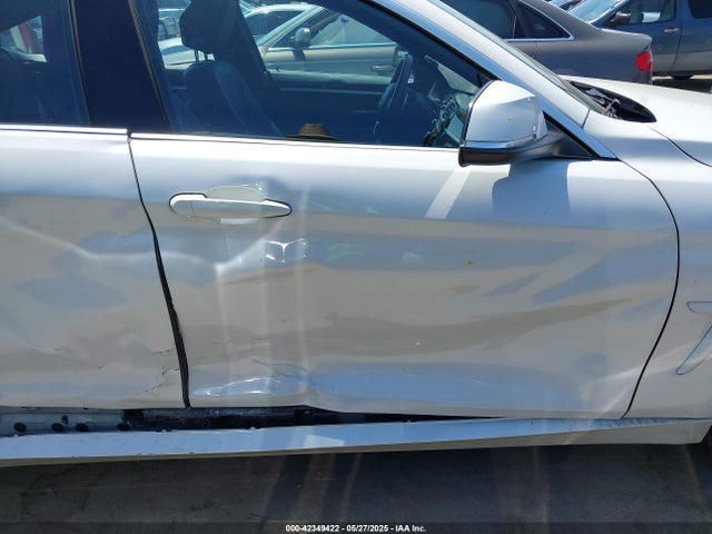 BMW 2019 2019 WBA4J1C54KBM14107 Image 17