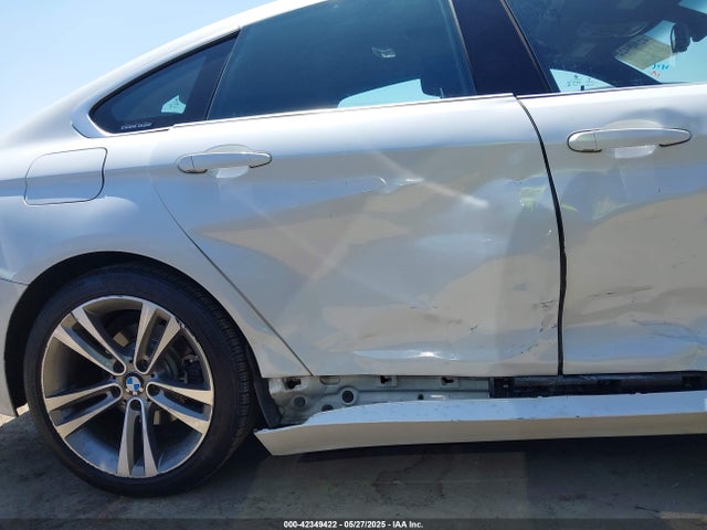 BMW 2019 2019 WBA4J1C54KBM14107 Image 19