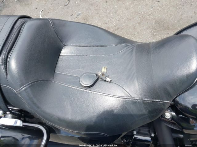 2019 HARLEY-DAVIDSON FLTRXS 1HD1KTP39KB648331 Photo 10