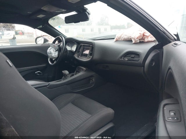 Dodge Challenger 2019 2C3CDZAG2KH701594 Image 5