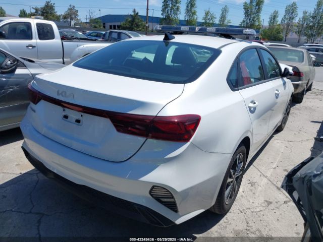3KPF24AD2RE798485 KIA Forte Lxs