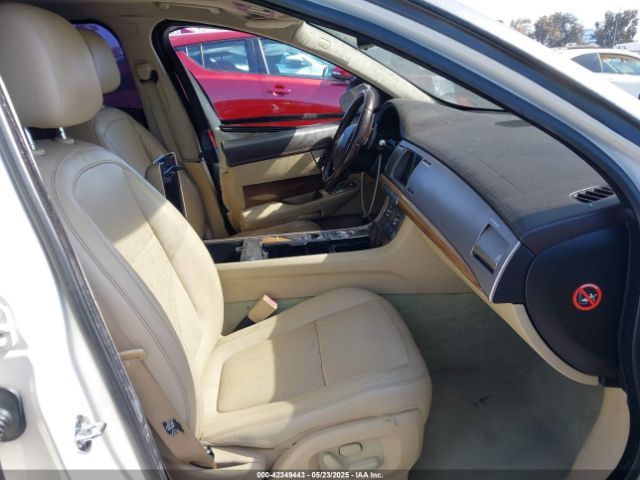 2009 JAGUAR XF SAJWA06B39HR12220 Photo 4