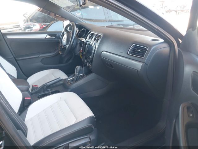 3VWD17AJ7GM365178 Volkswagen Jetta