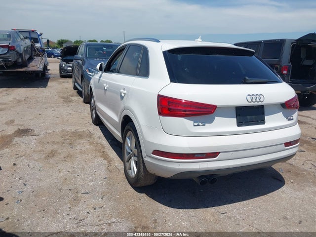 2017 AUDI Q3 WA1JCCFS5HR004777 Photo 2