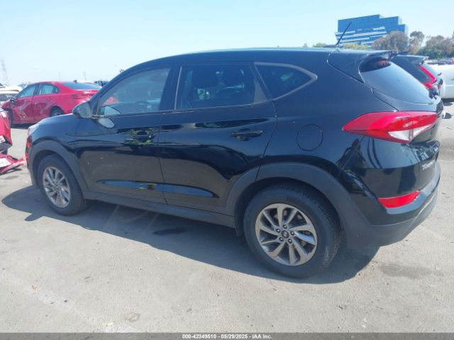 KM8J23A46GU125424 Hyundai TUCSON SE