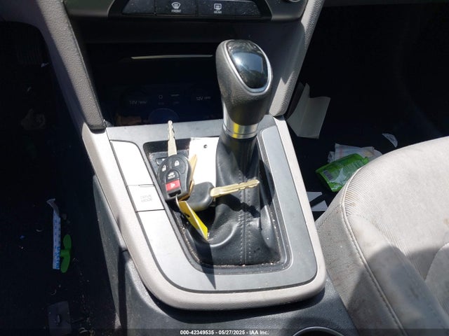 5NPD84LFXJH299180 Hyundai mpi nu