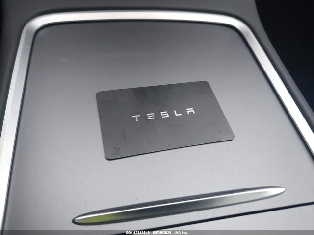 2024 TESLA MODEL Y 7SAYGDEE2RA321479 Photo 10