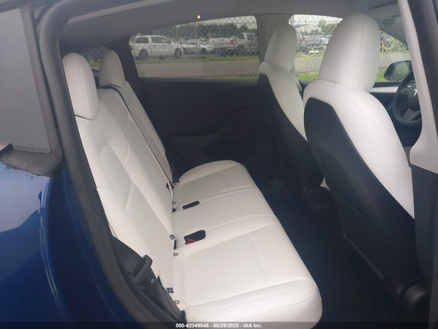 2024 TESLA MODEL Y 7SAYGDEE2RA321479 Photo 7