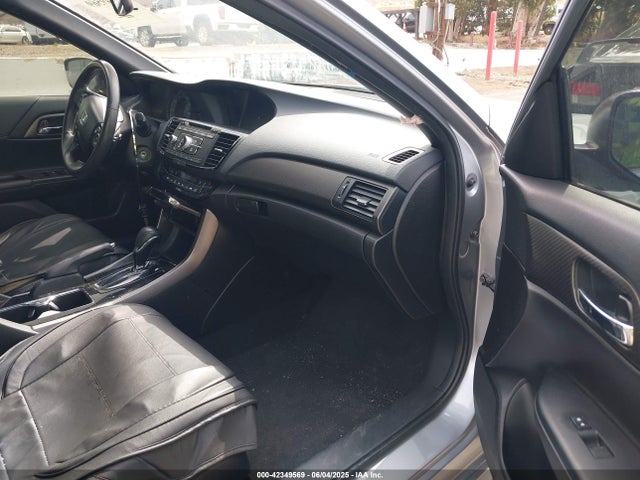 1HGCR2F56HA252053 Honda k24w1