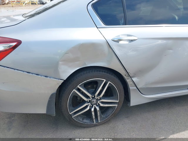 1HGCR2F56HA252053 Honda k24w1