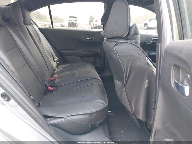 1HGCR2F56HA252053 Honda k24w1