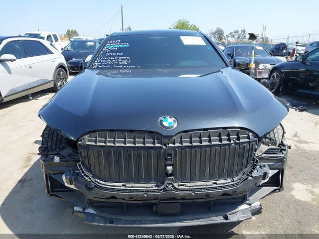 BMW 2021 2021 WBA7U2C04MCG45569 Image 13