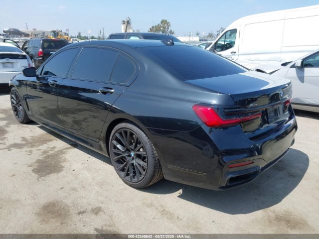 2021 BMW 750I WBA7U2C04MCG45569 Photo 2