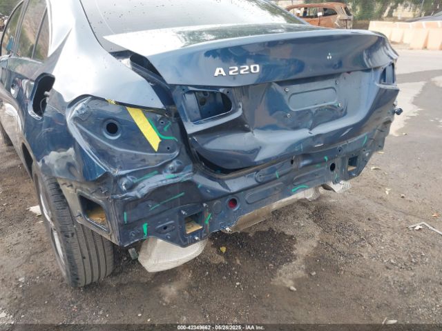 2020 MERCEDES-BENZ A 220 W1K3G4EB7LW044644 Photo 5