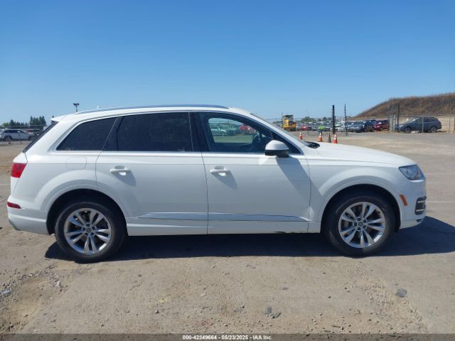 WA1LHAF71HD059315 Audi Q7 2.0t Premium