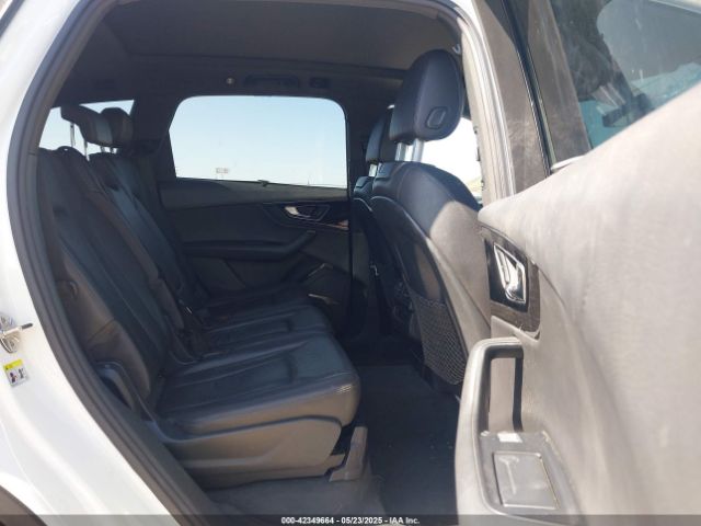 WA1LHAF71HD059315 Audi Q7 2.0t Premium