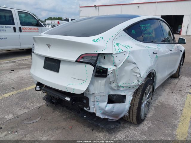 7SAYGAEE0NF428932 Tesla Model Y Long Range Dual Motor All-wheel Drive