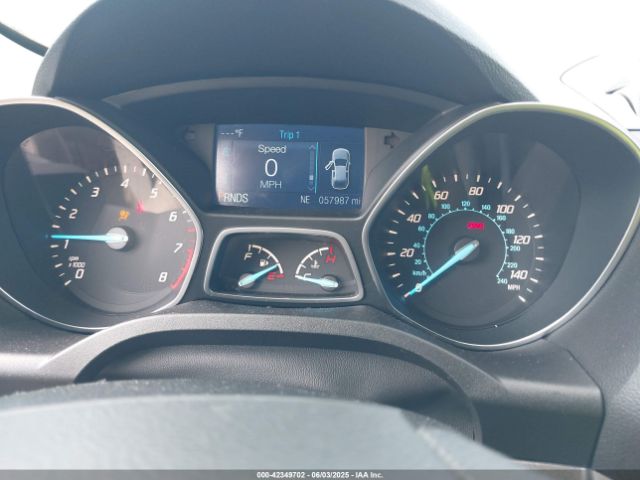 1FMCU0F79FUA42797 Ford ESCAPE S