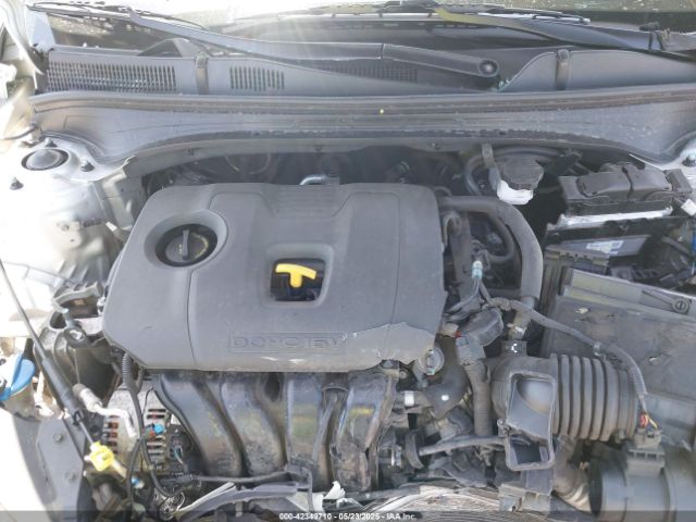 3KPF24AD8ME272130 KIA mpi nu
