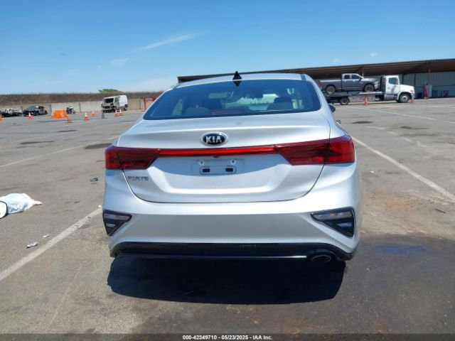 3KPF24AD8ME272130 KIA mpi nu
