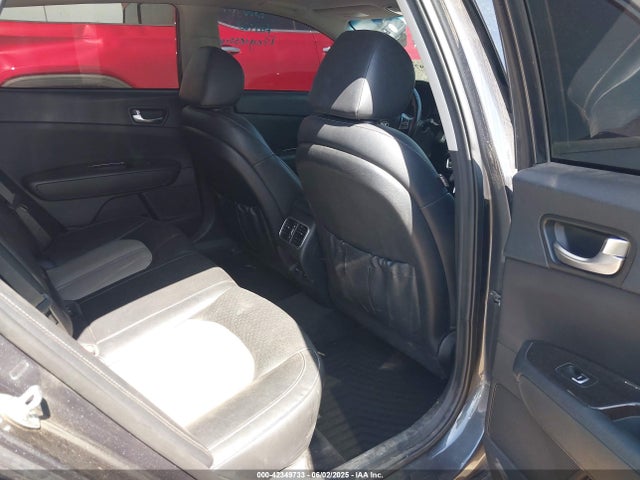 5XXGU4L1XLG415120 KIA t-gdi