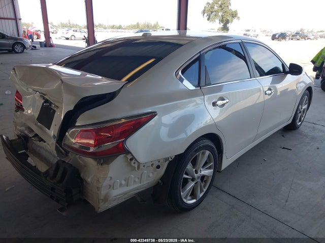 1N4AL3AP9EC426483 Nissan 2014