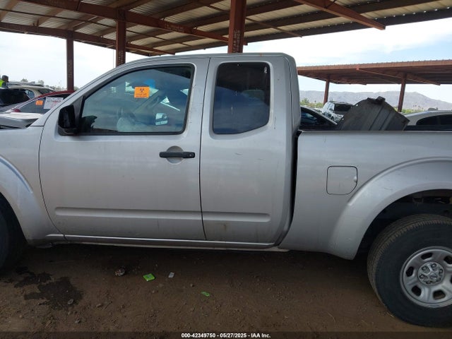 1N6BD0CT5FN711916 Nissan 2015