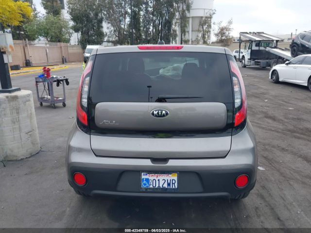 KNDJN2A28J7609413 KIA Soul