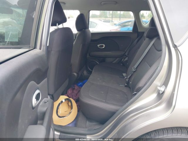 KNDJN2A28J7609413 KIA Soul