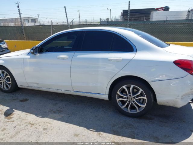 55SWF4KBXHU221762 Mercedes-Benz C 300 4matic/luxury 4matic/sport 4matic