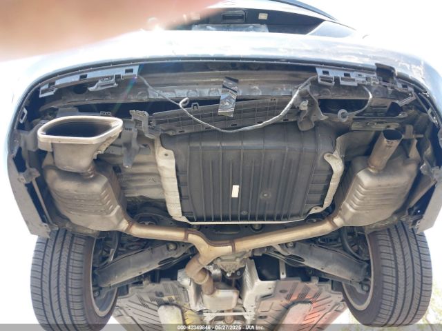 55SWF4JB4FU074983 Mercedes-Benz C 300 Luxury/sport