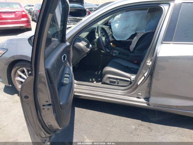 19UDE4H29RA019574 Acura l15ca