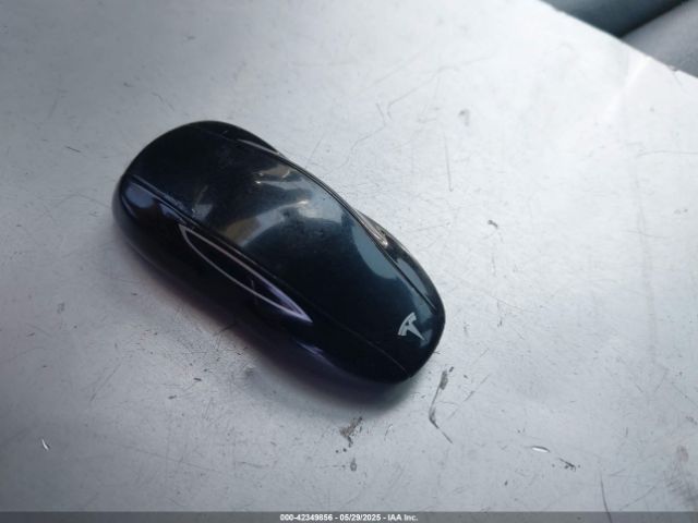 2019 TESLA MODEL S 5YJSA1E25KF304371 Photo 10
