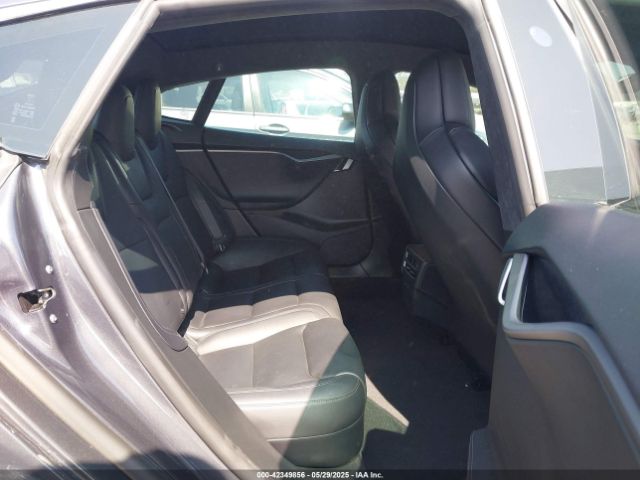 2019 TESLA MODEL S 5YJSA1E25KF304371 Photo 7