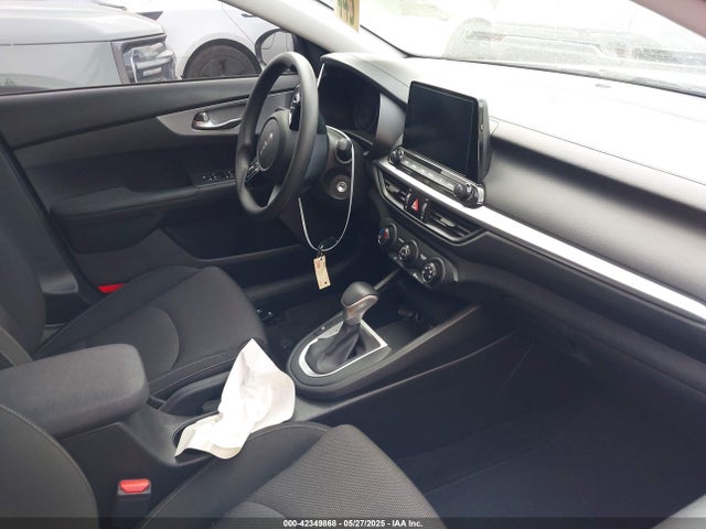 3KPF24AD2PE546488 KIA mpi nu