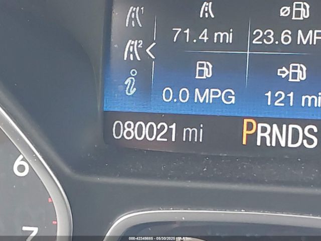 1FMCU9HD3JUB33774 Ford ESCAPE SEL