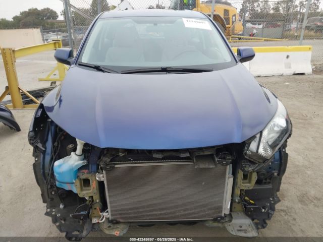 3CZRU5H3XHM715877 Honda HR-V LX