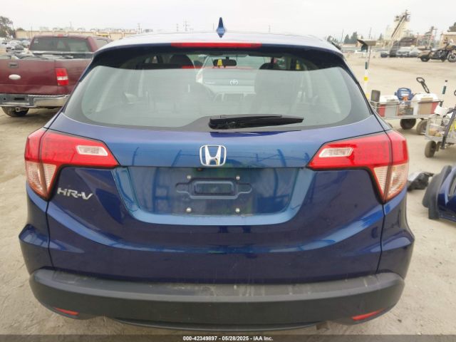 3CZRU5H3XHM715877 Honda HR-V LX