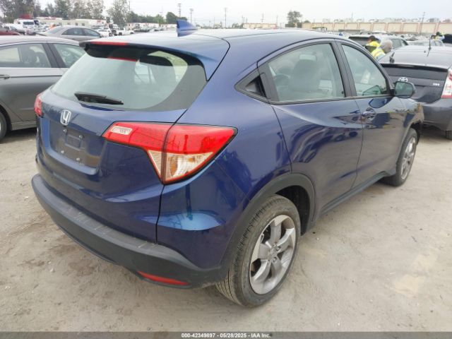 3CZRU5H3XHM715877 Honda HR-V LX