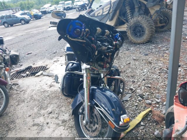 2008 HARLEY-DAVIDSON FLHTCUI 1HD1FC41X8Y628067 Photo 4
