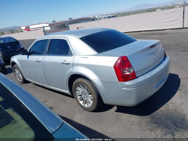 2009 CHRYSLER 300 2C3KA43D89H612696 Photo 2