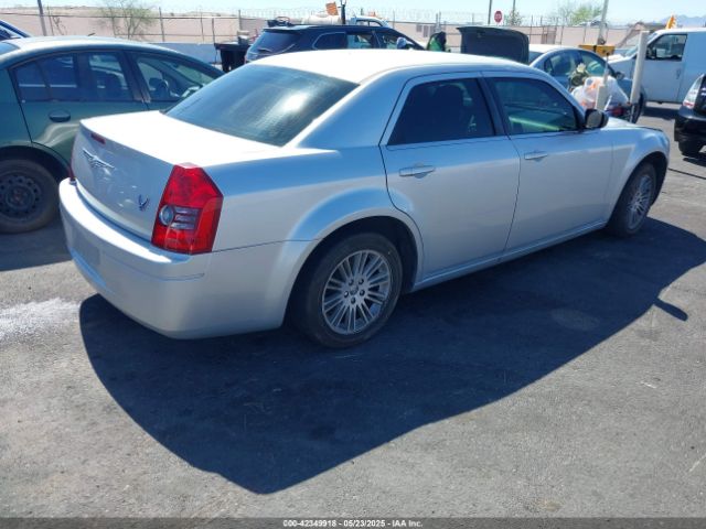 2009 CHRYSLER 300 2C3KA43D89H612696 Photo 3