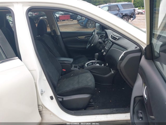 5N1AT2MV0GC774573 Nissan 2016