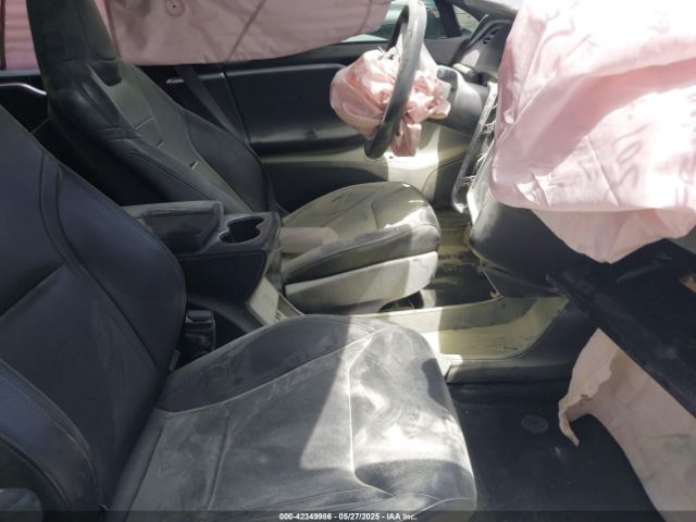 2015 TESLA MODEL S 5YJSA1V48FF100364 Photo 4