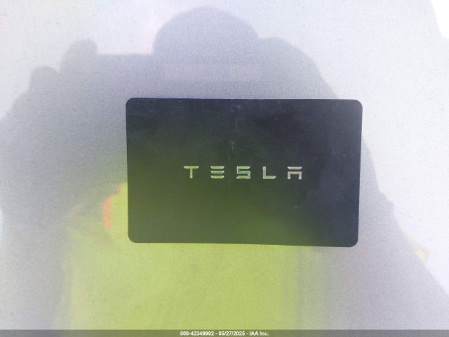 2021 TESLA MODEL Y 5YJYGDEE0MF195552 Photo 10