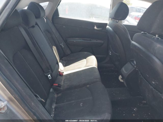 5XXGT4L31GG025565 KIA Optima Lx